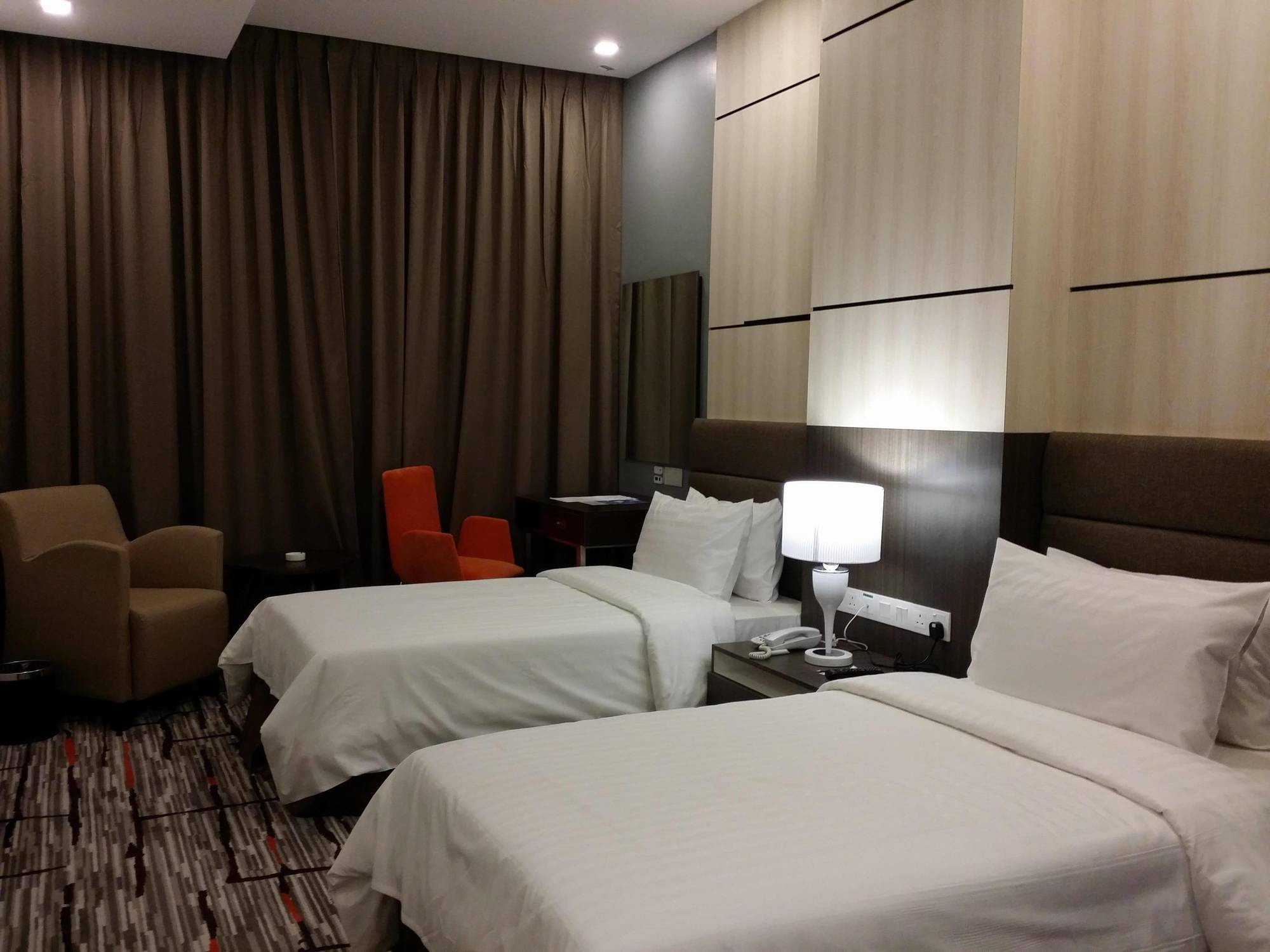 Promenade Hotel Bintulu Eksteriør bilde