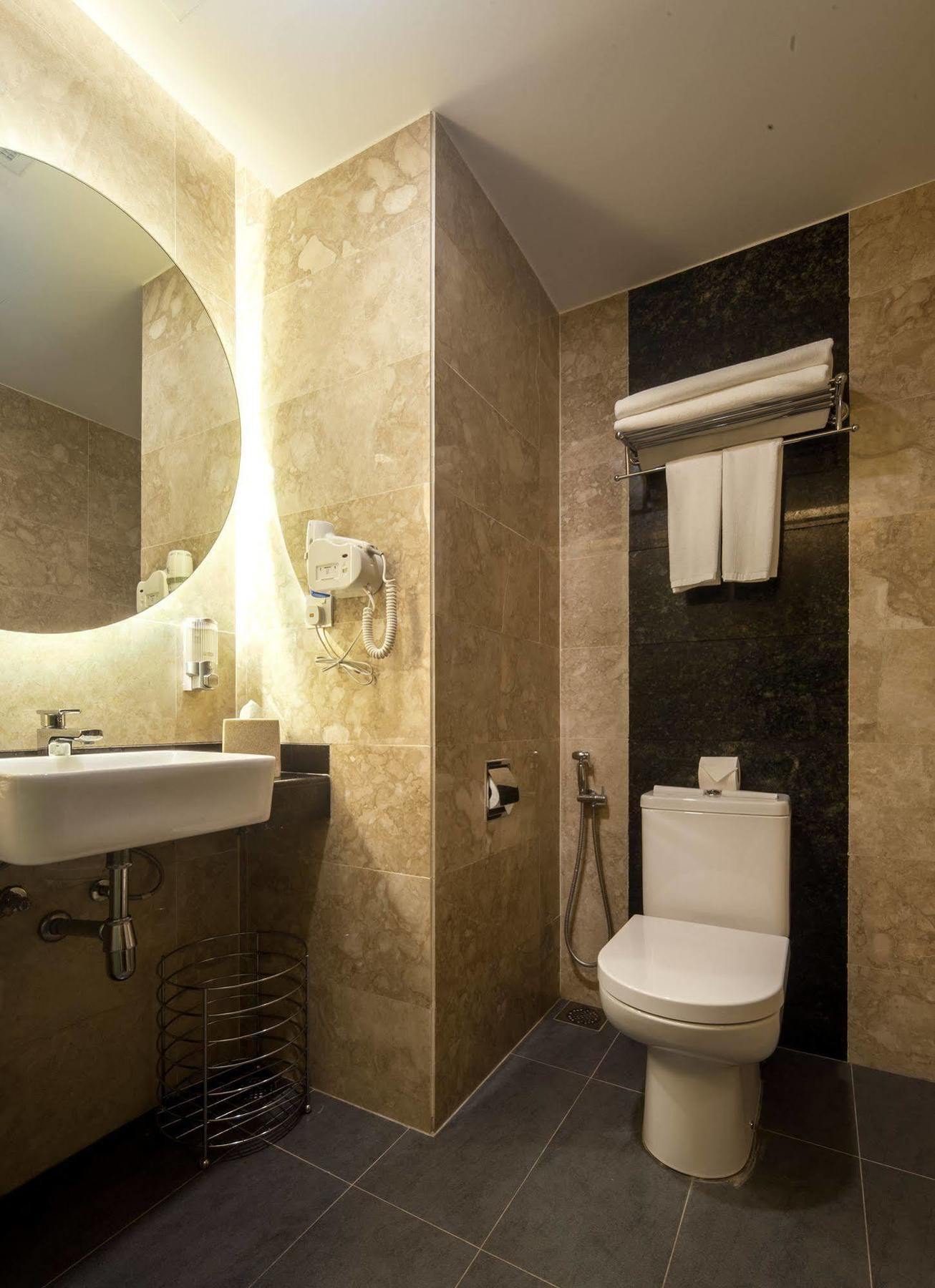 Promenade Hotel Bintulu Eksteriør bilde