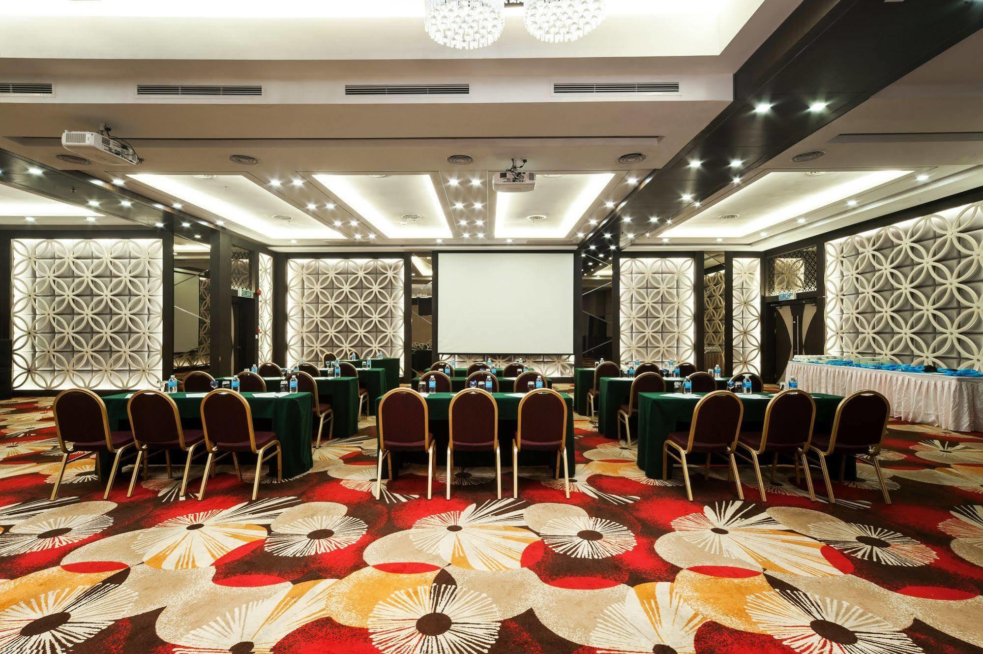 Promenade Hotel Bintulu Eksteriør bilde